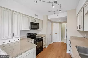 5800 Nicholson Ln, Rockville, MD 20852 - Photo 15