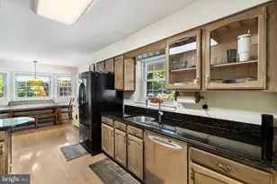 13925 Shannon Dr, Silver Spring, MD 20904 - Photo 7