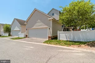 23237 Robin Song Dr, Clarksburg, MD 20871 - Photo 53