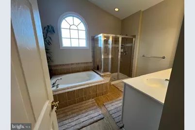 23237 Robin Song Drive, Clarksburg, MD 20871 - Photo 9