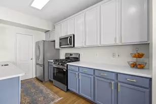 2128 Darcy Green Pl, Silver Spring, MD 20910 - Photo 15