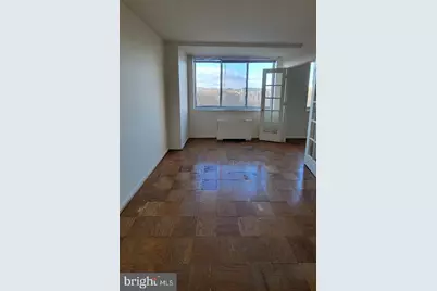 10401 Grosvenor Place #1308, Rockville, MD 20852 - Photo 3