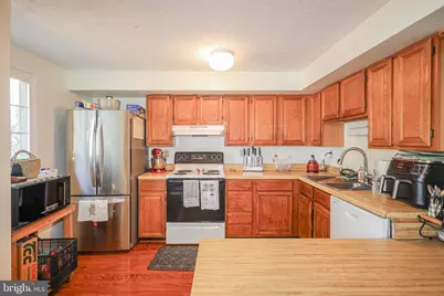 12501 Starfire Court, Germantown, MD 20874 - Photo 3