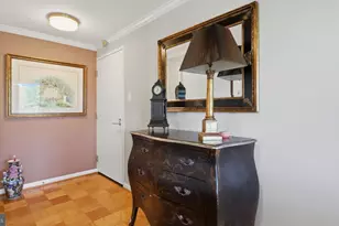 10201 Grosvenor Pl, Rockville, MD 20852 - Photo 33
