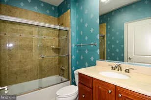 12525 Linda View Ln, Potomac, MD 20854 - Photo 21