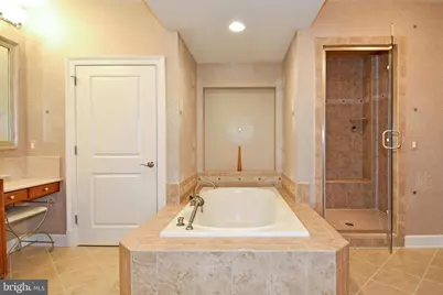 12525 Linda View Lane, Potomac, MD 20854 - Photo 49