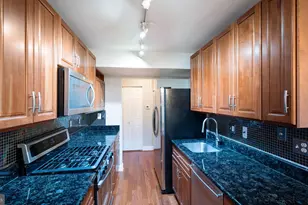 4970 Battery Ln, Bethesda, MD 20814 - Photo 9