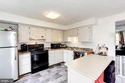10117 Shelldrake Circle, Damascus, MD 20872 - Photo 7