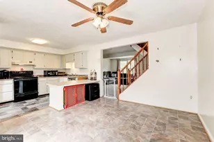 10117 Shelldrake Cir, Damascus, MD 20872 - Photo 5