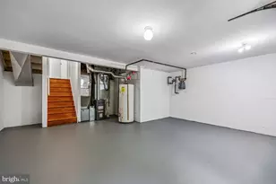 300 Gilsan Ct, Silver Spring, MD 20902 - Photo 93