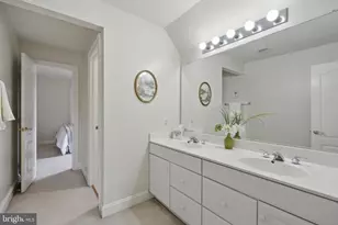 6211 Yorkshire Terrace, Bethesda, MD 20814 - Photo 27
