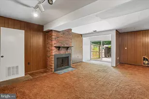 8174 Inverness Ridge Rd, Potomac, MD 20854 - Photo 17