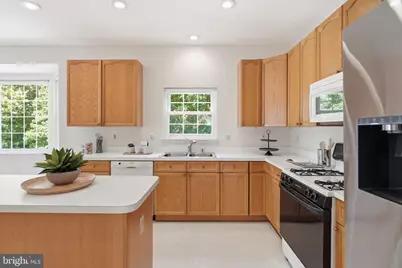 18915 Festival Drive, Boyds, MD 20841 - Photo 7
