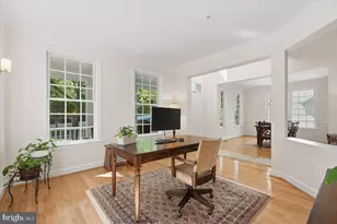 1006 Heritage Fields Ave, Rockville, MD 20850 - Photo 9