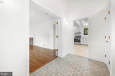 4405 Clearbrook Lane, Kensington, MD 20895 - Photo 5
