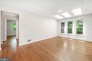 4405 Clearbrook Ln, Kensington, MD 20895 - Photo 11