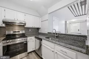 11456 Fruitwood Way, Germantown, MD 20876 - Photo 5