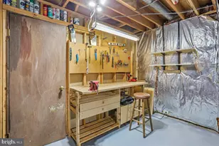 14404 Kings Grant St, North Potomac, MD 20878 - Photo 43
