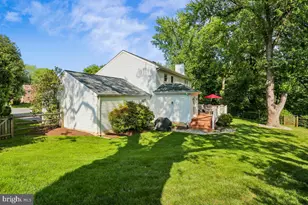 14404 Kings Grant St, North Potomac, MD 20878 - Photo 47