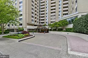4601 N Park Ave, Chevy Chase, MD 20815 - Photo 3