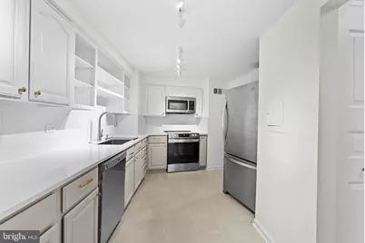 4601 N Park Avenue #510K, Chevy Chase, MD 20815 - Photo 9