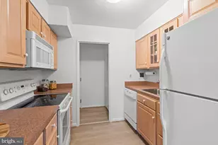 5100 Dorset Ave, Chevy Chase, MD 20815 - Photo 27
