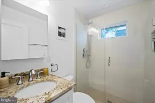 4842 Park Ave, Bethesda, MD 20816 - Photo 21
