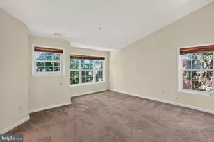 2011 Ashleigh Woods Ct, Rockville, MD 20851 - Photo 11