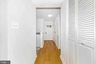 19453 Breezedale Ln, Germantown, MD 20876 - Photo 5