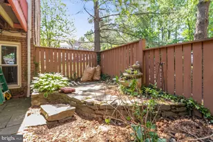 7435 Crestberry Ln, Bethesda, MD 20817 - Photo 53