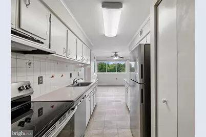 421 Christopher Avenue #14, Gaithersburg, MD 20879 - Photo 27
