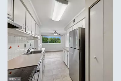 421 Christopher Avenue #14, Gaithersburg, MD 20879 - Photo 29