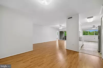 421 Christopher Avenue #14, Gaithersburg, MD 20879 - Photo 19
