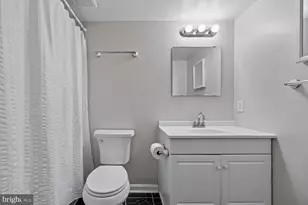 421 Christopher Ave, Gaithersburg, MD 20879 - Photo 51