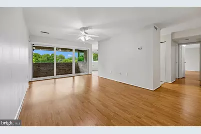 421 Christopher Avenue #14, Gaithersburg, MD 20879 - Photo 9