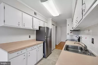 421 Christopher Avenue #14, Gaithersburg, MD 20879 - Photo 33