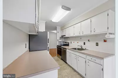 421 Christopher Avenue #14, Gaithersburg, MD 20879 - Photo 31