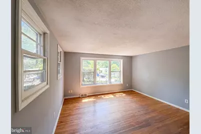 4027 Lawrence Avenue, Kensington, MD 20895 - Photo 7
