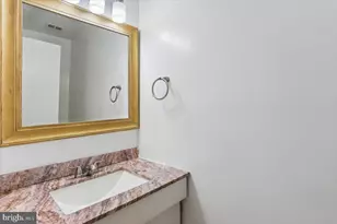 12234 Greenleaf Ave, Rockville, MD 20854 - Photo 15