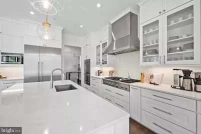 7607 Hemlock Street, Bethesda, MD 20817 - Photo 19