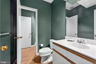 10320 Glen Rd, Potomac, MD 20854 - Photo 19