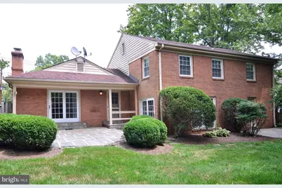 7208 Marbury Road, Bethesda, MD 20817 - Photo 3
