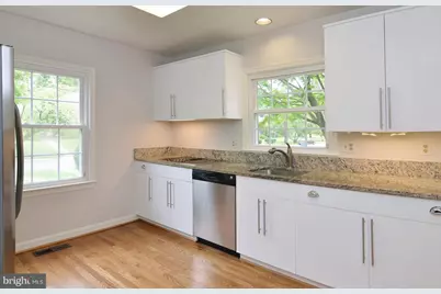 7208 Marbury Road, Bethesda, MD 20817 - Photo 7