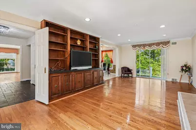 11119 Lamplighter Lane, Potomac, MD 20854 - Photo 7