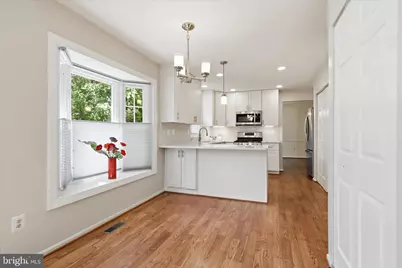 8615 Aqueduct Road, Potomac, MD 20854 - Photo 13