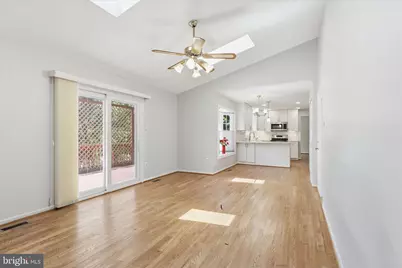8615 Aqueduct Road, Potomac, MD 20854 - Photo 17