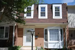 7 Hyacinth Ct, Gaithersburg, MD 20878 - Photo 1