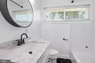 1102 Broadwood Dr, Rockville, MD 20851 - Photo 23
