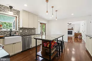 8 Bouldercrest Ct, Rockville, MD 20850 - Photo 7