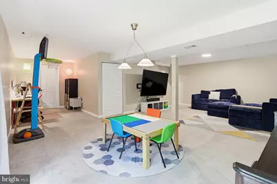 8 Bouldercrest Court, Rockville, MD 20850 - Photo 33